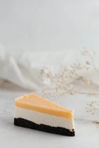 Kép 2/3 - Szafi Bakery Túrós-mákos-citromos torta 1320 g (12 szelet) (gluténmentes)