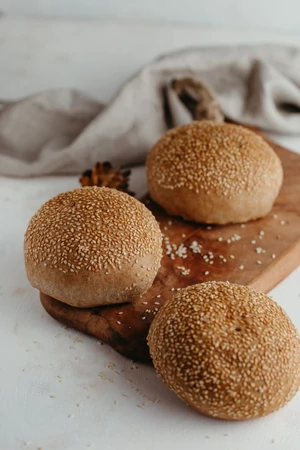 Szafi Bakery "Mindenmentes"* hamburger zsemle 102 g (gluténmentes) Szafi Bakery "Mindenmentes"* hamburger zsemle 102 g (gluténmentes)